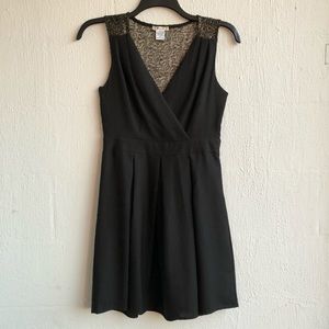 Esley Party Dress black with gold detail in back